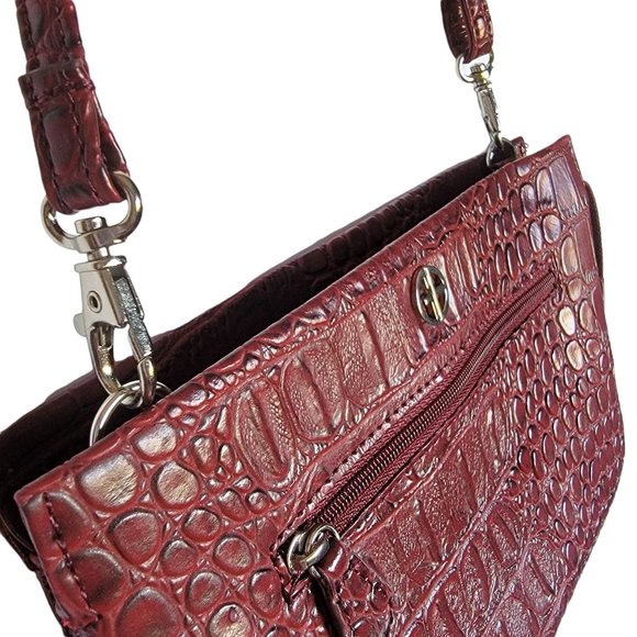 GIANI BERNINI NEW and NEVER USED Convertible Wristlet Faux Crocodile Leather - Picture 4 of 15